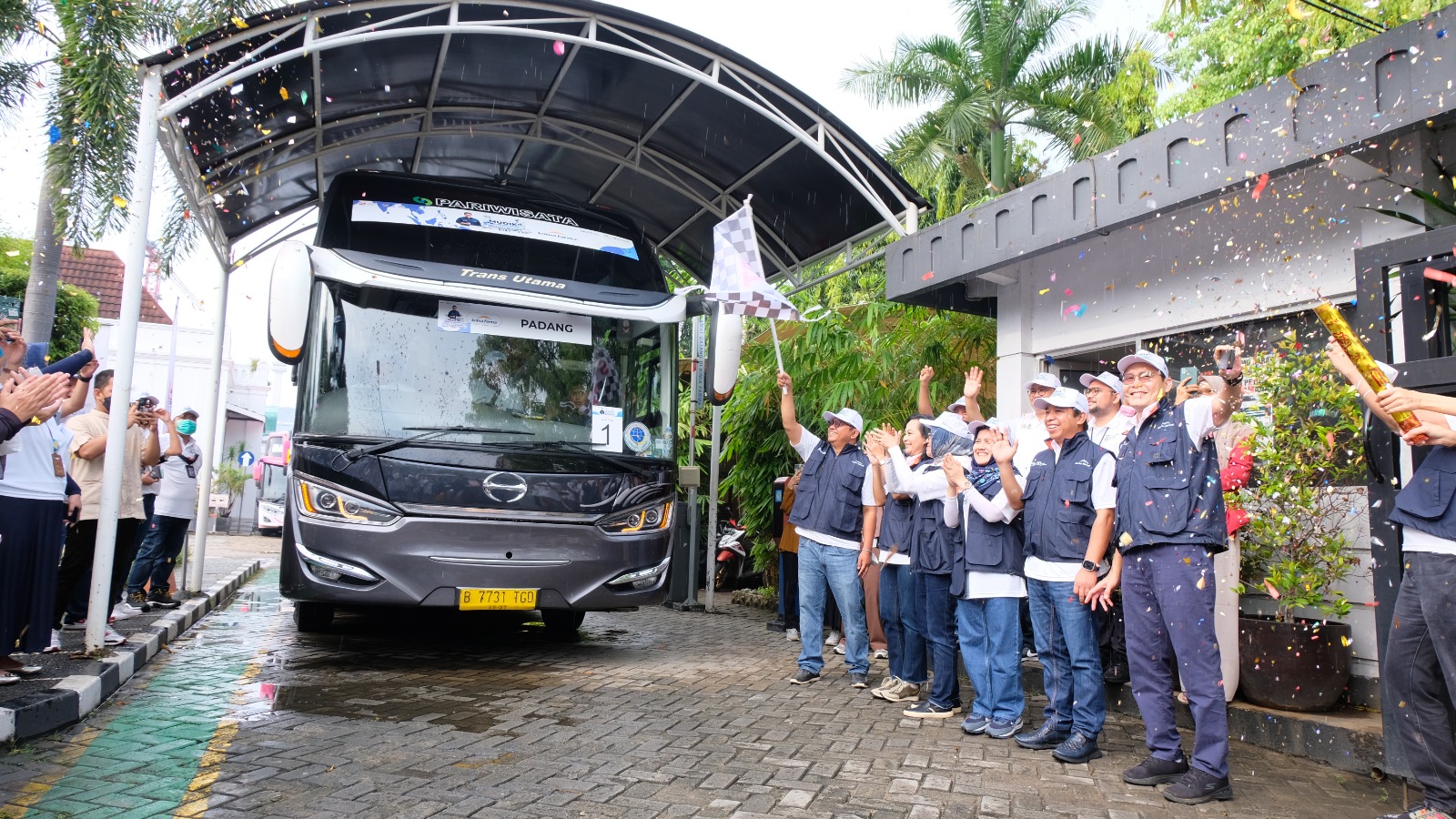 KIMIA FARMA RELEASES 10 SOE BUS HOMECOMING IN 2023